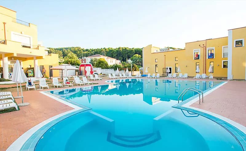 Piscina