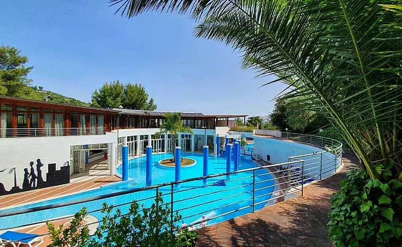 Piscina