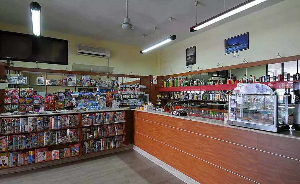Bar