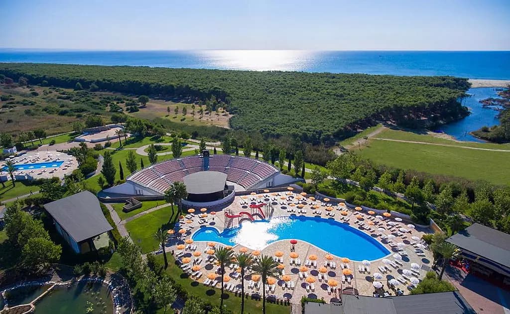 Torreserena Resort