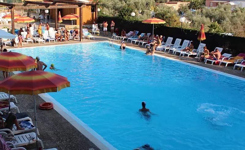 Piscina