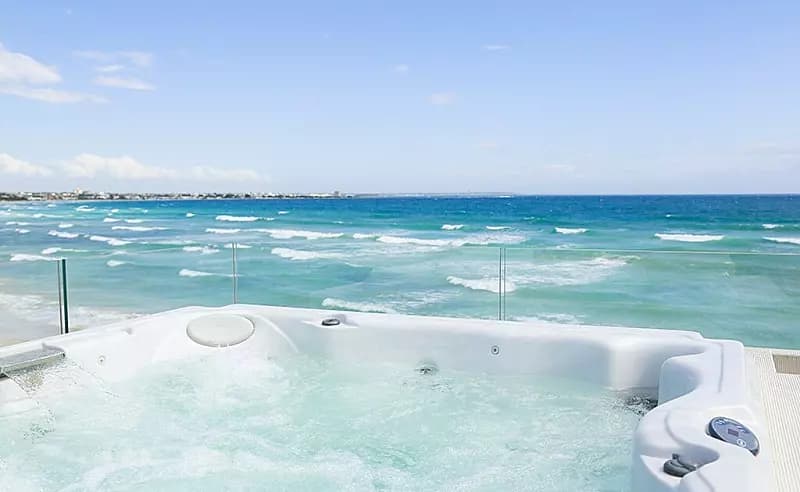 Jacuzzi