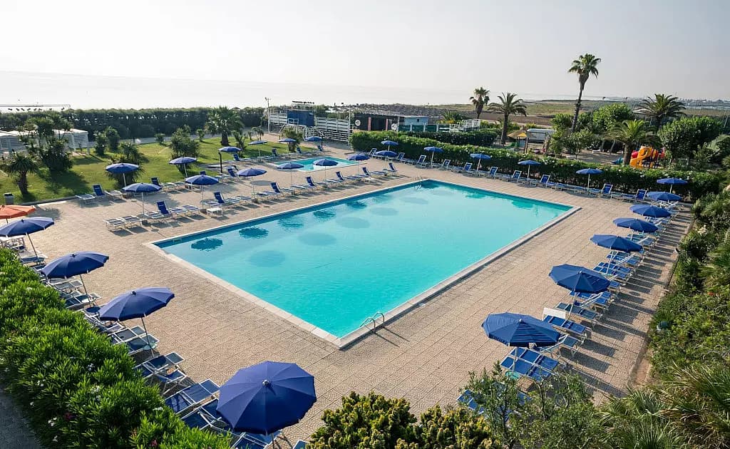 Piscina3